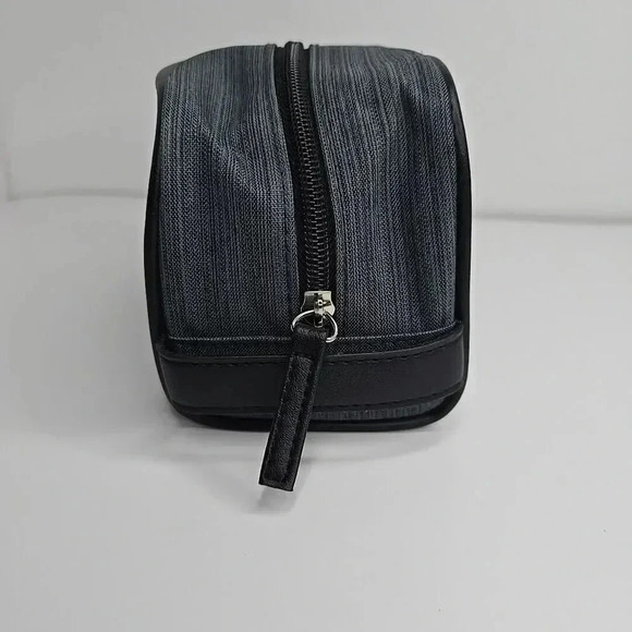 BVLGARI PARFUME Emirates First Class amenity travel tote Zipped makeup organizer - Picture 4 of 13